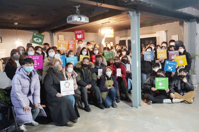 동서대 디자인대학 학생들, 지역기반 소상공인 디자인 지원 프로젝트 결과보고회