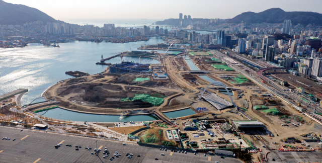부산항 북항재개발 1단계 지역 가운데 매각 예정 부지에 대해 공공성이 대폭 강화될 전망이다. 북항재개발 1단계 부지 전경. 정종회 기자 jjh@