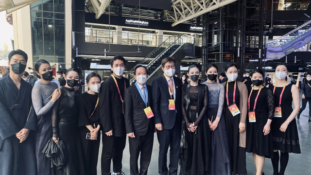 두바이엑스포에서 2030부산세계박람회 유치·홍보 활동을 펼친 박형준 부산시장과 부산시립무용단. 부산시 제공