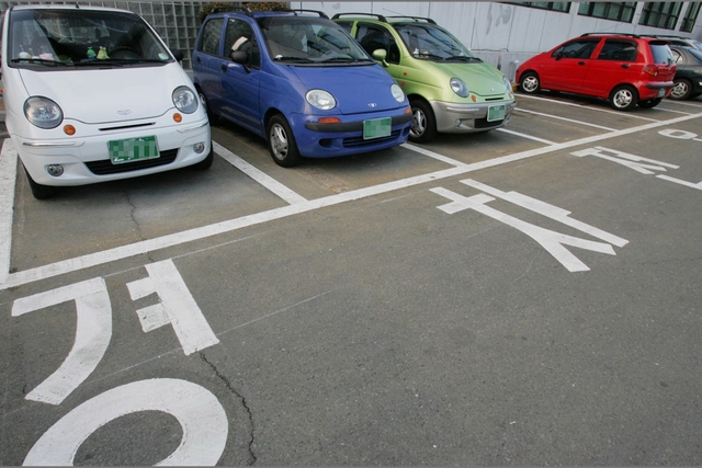 사진은 경차 전용 주차장. 부산일보DB