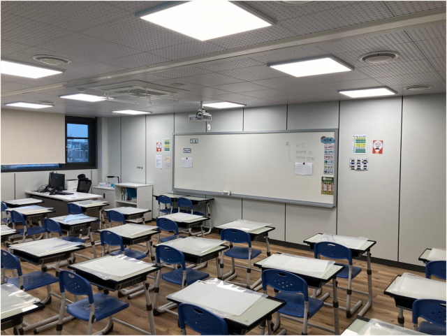 지난해 강서구 명원초에 부산 최초로 설치된 모듈러교실의 내부. 부산시교육청 제공