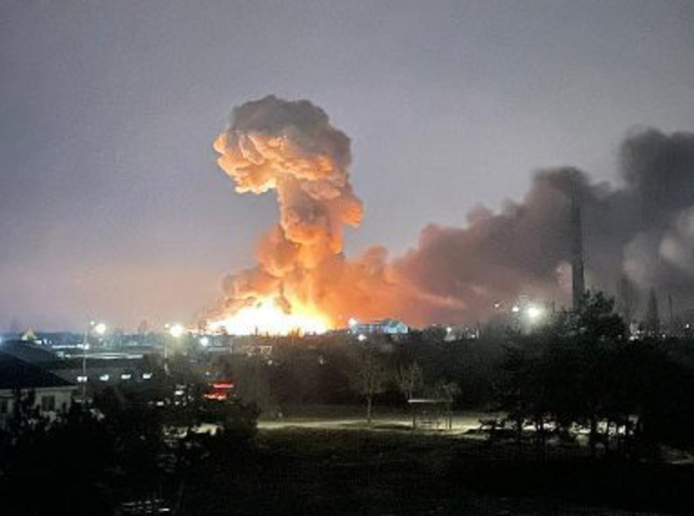 우크라이나 수도 키예프 인근서 발생한 폭발. CNN 마이클 홈즈 기자 트위터 캡처/우크라이나 대통령실 제공