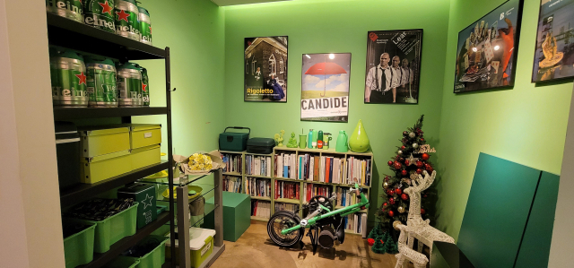 워킹하우스뉴욕 부산에서 '시그니처 문화공간:드림 트레블러의 방랑자 환상곡' 전시를 진행 중이다. 오금아 기자