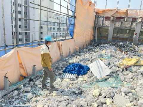 16일 오후 부산 부산진구 양정동의 한 철거현장 옥상에서 50대 노동자가 추락해 목숨을 잃었다. 부산경찰청 제공