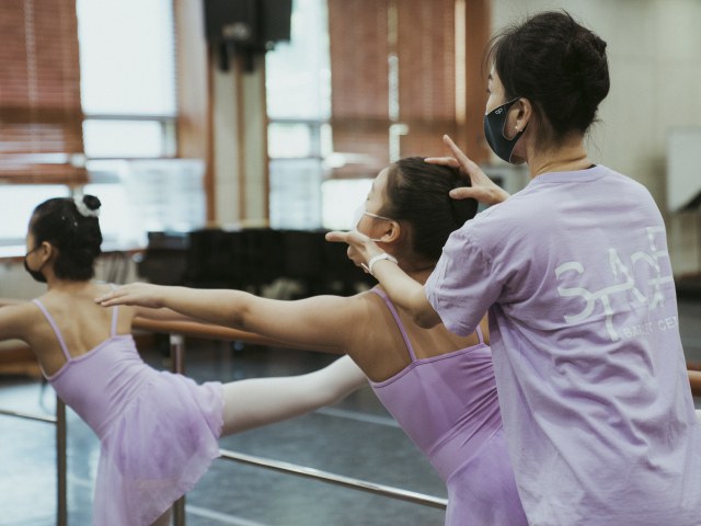 국립발레단이 지난해 진행한 '꿈나무 교실' 현장. 국립발레단 제공