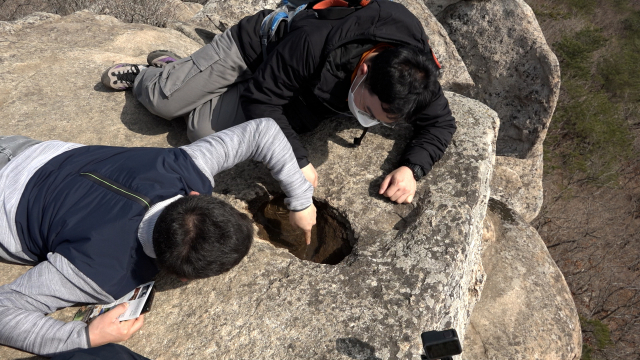 금샘 근처 '미니 금샘'에도 물이 가득하다.