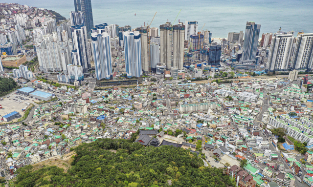 건설사 입찰에서 유찰된 부산 해운대구 우3 재개발구역. 김종진 기자 kjj1761@