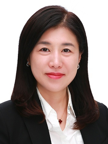 범어사성보박물관 이현주 부관장. 부산불교대상 특별 공로상.