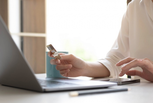공영홈쇼핑이 “5월을 ‘물가안정의 달’로 정하고 한 달 간 구매 고객을 대상으로 다양한 사은품 증정행사를 진행한다”고 밝혔다. 이미지투데이