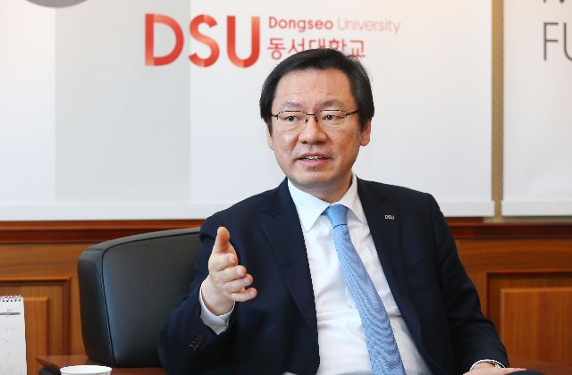 동서대 장제국 총장. 부산일보DB