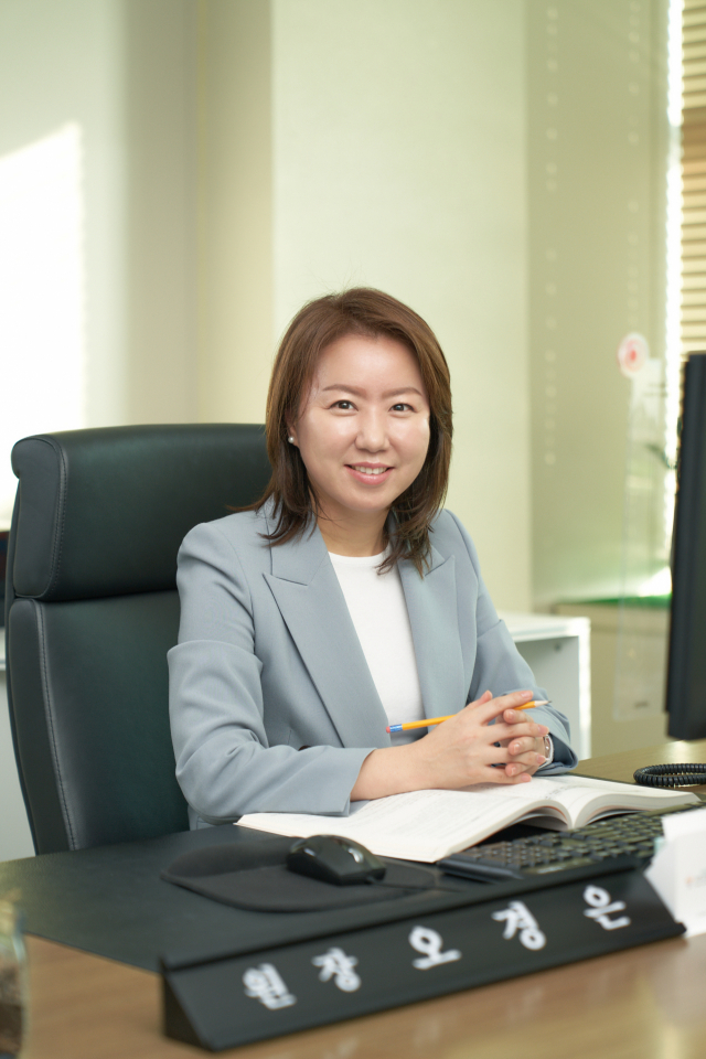 부산여성가족개발원 오경은 원장
