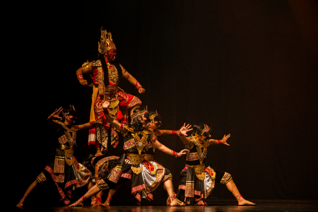 인도네시아 팀 Chakil Squad Art Community의 공연 'True Love'. 부산국제무용제조직위 제공