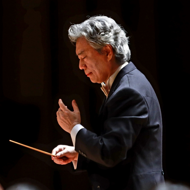 오충근 지휘자. 부산심포니오케스트라 제공