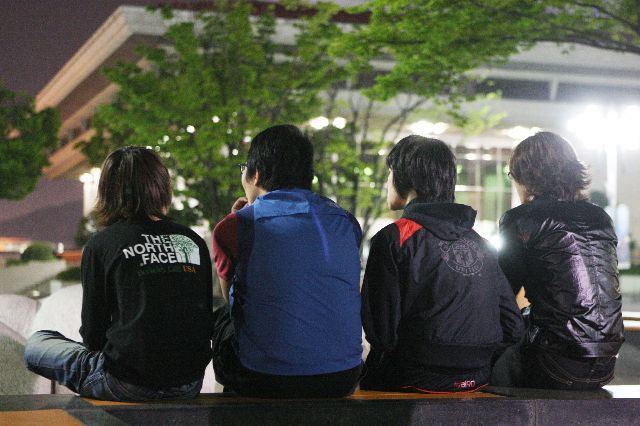 청소년들. 사진은 기사와 직접적으로 관련이 없음. 부산일보DB