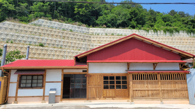 전남 광양시 진월면 ‘윤동주 유고 보존 정병욱 가옥’은 윤동주 시집 <하늘과 바람과 별과 시>가 세상 빛을 볼 수 있게 한 곳이다.