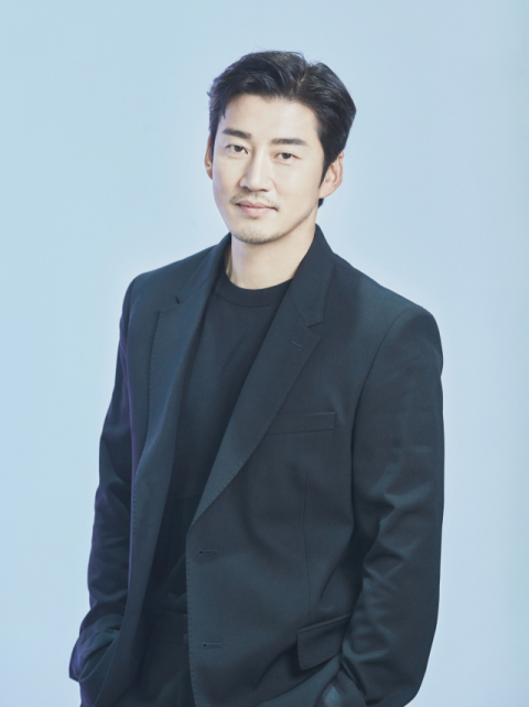 1999년 보이그룹 god로 데뷔한 윤계상은 2004년 변영주 감독의 영화 ‘발레교습소’로 연기를 시작했다. 월트디즈니컴퍼니코리아 제공