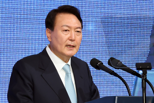 윤석열 대통령이 7일 오후 서울 중구 대한상공회의소에서 열린 '문화미래리포트(Munhwa Future Report) 2022'에 참석, 축사를 하고 있다. 연합뉴스