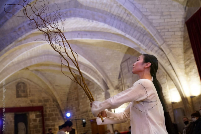 2021년 프랑스 몽펠리에에서 열린 한국과 프랑스 콜라보 공연의 한 장면. 신은주무용단 제공
