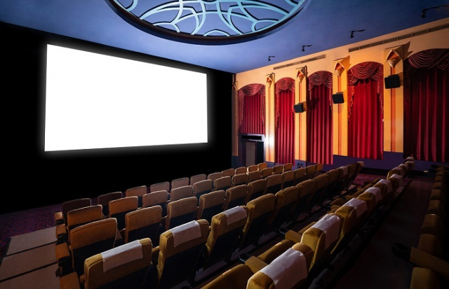 정부가 영화관람료도 소득공제에 포함시키는 방안을 21일 발표하는 세법 개정안에 포함시키는 방안을 검토하고 있다. 이미지투데이