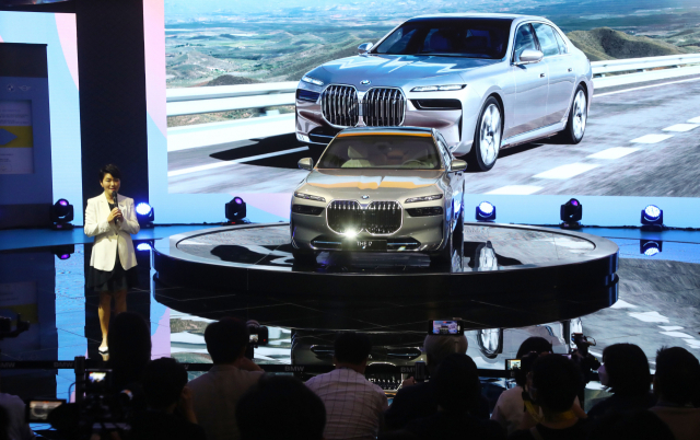 BMW 순수 전기 플래그십 세단인 i7. 정종회 기자 jjh@