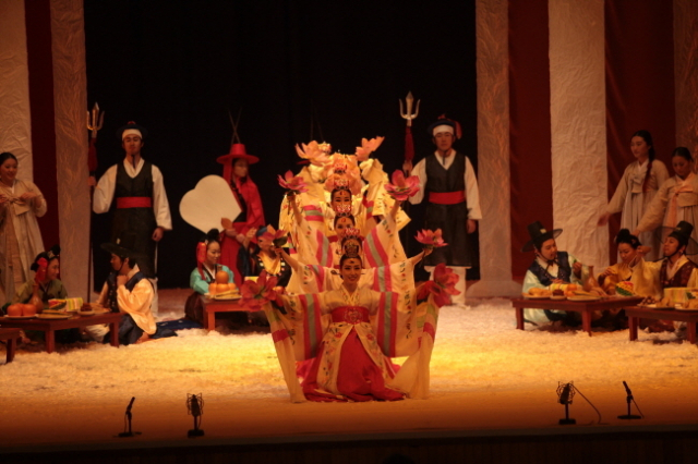 오페라 '춘향전' 공연 장면. 솔오페라단 제공