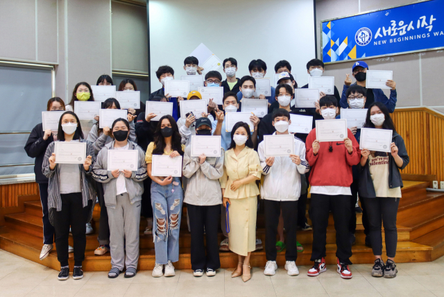 고신대학교 융합디자인학과, ‘2022 국제디자인트렌드대전’ 출품자 전원 수상 쾌거