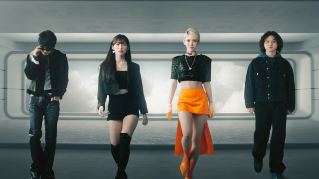 ‘X4’ TV CF 및 뮤직비디오 화면 자료. 2030부산세계박람회 홍보대사인 배우 이정재 씨(위)를 비롯해 자이언티, 오마이걸 아린, 전소미, 원슈타인(아래 왼쪽부터)이 출연했다. 산업부 2030부산엑스포유치지원단, 부산광역시 2030엑스포추진단 공동 제공