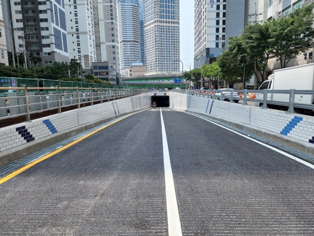 문전교차로에 설치된 지하차도. 8월 1일 오전 11시 개통된다. 국토부 제공