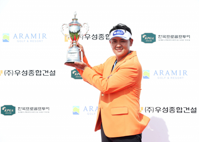 ‘디펜딩 챔피언’ 박상현은 우성종합건설 오픈 2연패를 노린다. 연합뉴스