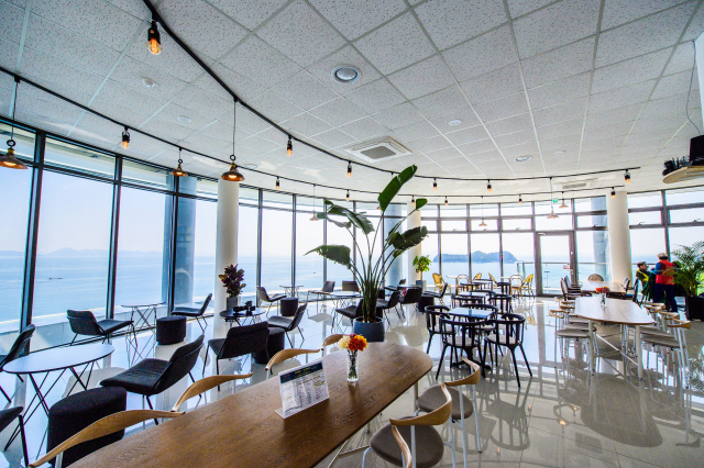 ‘2022 경남 유니크베뉴’(이색회의 명소)로 신규 지정된 보물섬 전망대. 남해군 제공