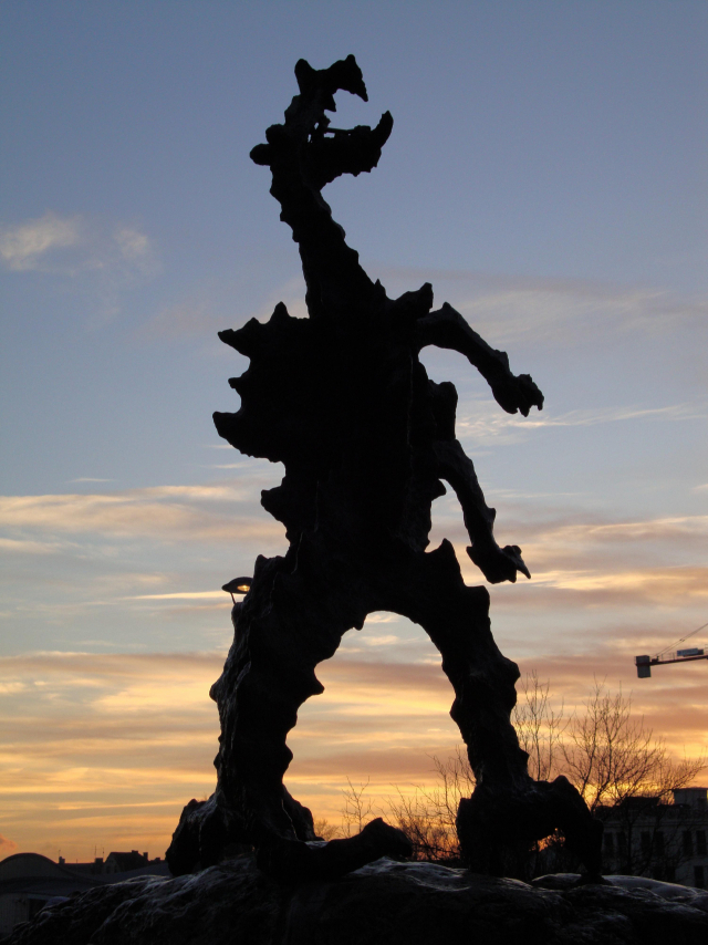 크라쿠프의 용 조각