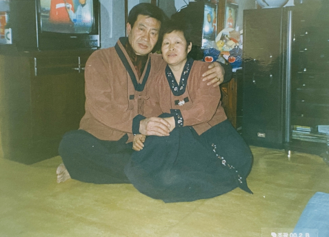 영희 씨는 부산 산복도로 안창마을에 터를 잡았다. 이곳에서 50년 가까이 살게 될 줄은 상상도 못했다고 한다.