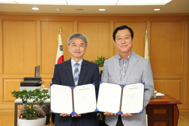 부산디지털대학교(총장 최원일)는 17일 원자력 발전 분야의 특성화고인 경남공업고등학교(교장 류영호)와 학학협력 업무협약을 체결했다.