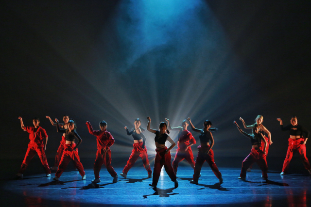 부산여대 김보경 안무 '시작'. 부산대학무용연합회 제공