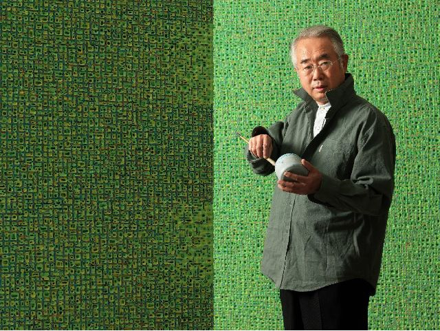 포스트단색화의 대표 김태호 작가가 4일 별세했다. 사진은 고인의 생전 모습. 김태호 조형연구소 제공