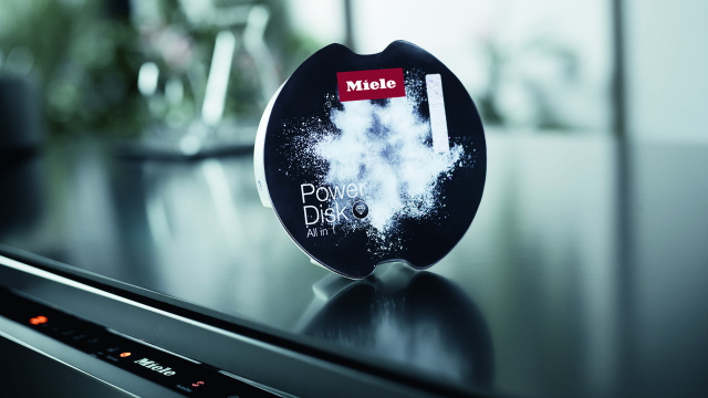 밀레 오토도스 식기세척기 전용 세제 ‘파워디스크’.밀레코리아 제공