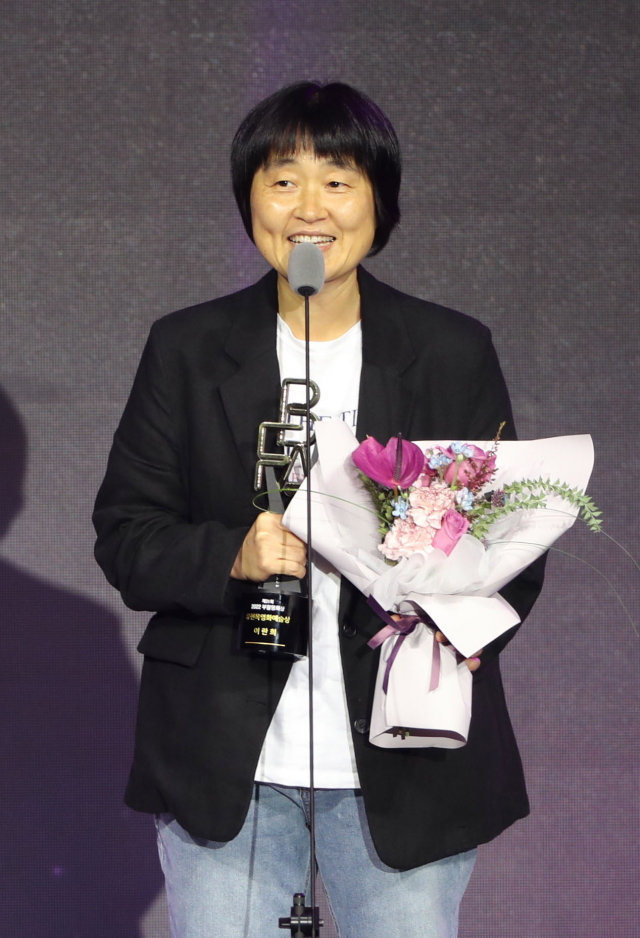 부일영화상 유현목영화예술상 수상자 이란희 감독. 이재찬 기자 chan@