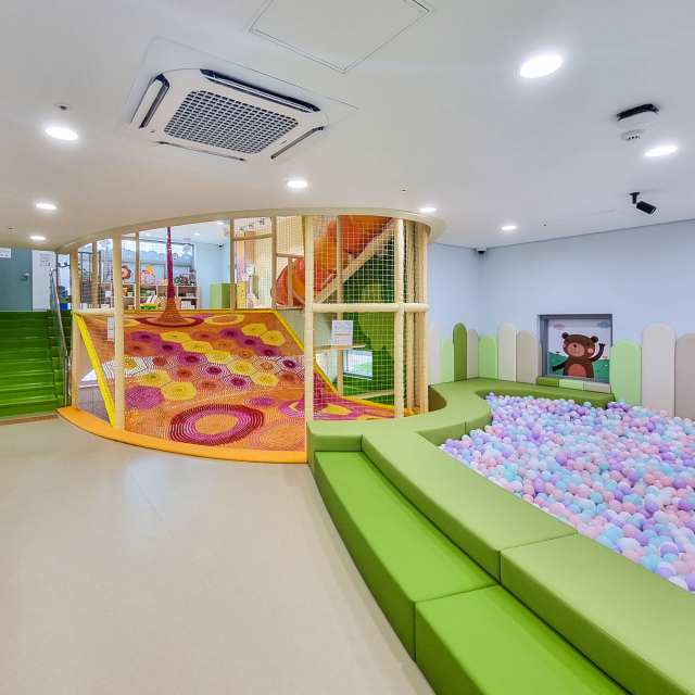 연제구 공공형 실내놀이터 ‘아이사랑뜰’. 연제구청 제공