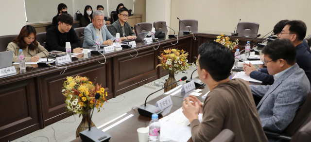 6일 오후 열린 ‘지속가능한 커피도시 부산’ 라운드테이블. 강선배 기자 ksun@