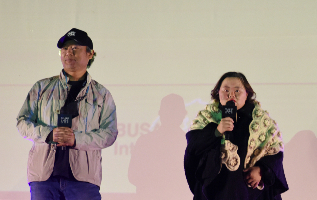 다큐멘터리 영화 '니얼굴'의 서동일 감독과 정은혜 작가. 안지현 인턴기자