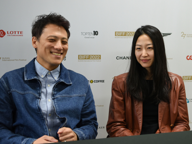 11일 오후 부산 해운대구 시네마운틴에서 만난 앤서니 심 감독과 배우 최승윤. 안지현 인턴기자