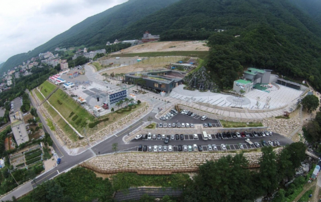 영남알프스 케이블카 출발지점인 영남알프스 복합웰컴센터 전경. 여러 난관을 넘어 사업이 추진되면 이곳에 케이블카 탑승 시설이 들어선다. 울산시 제공
