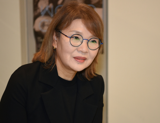 지난 12일 부산 해운대구 영화의전당에서 만난 다큐멘터리 ‘물꽃의 전설’ 고희영 감독. 안지현 인턴기자