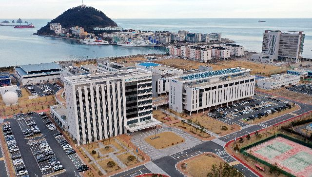 사진은 부산 영도구 동삼혁신도시에 자리잡은 KIOST(한국해양과학기술원) 전경.부산일보DB