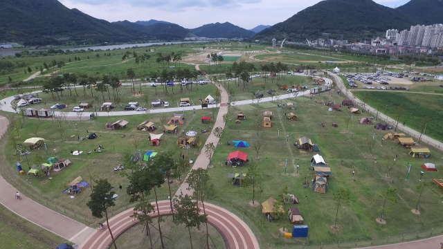 오는 22일부터 23일까지 양산시민과 함께하는 ‘2022 황산공원 캠핑 페스티벌’이 열리는 황산공원 전경. 양산시 제공