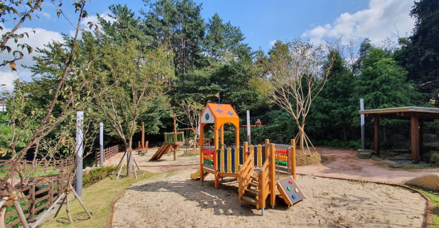 만날공원 숲속 놀이터