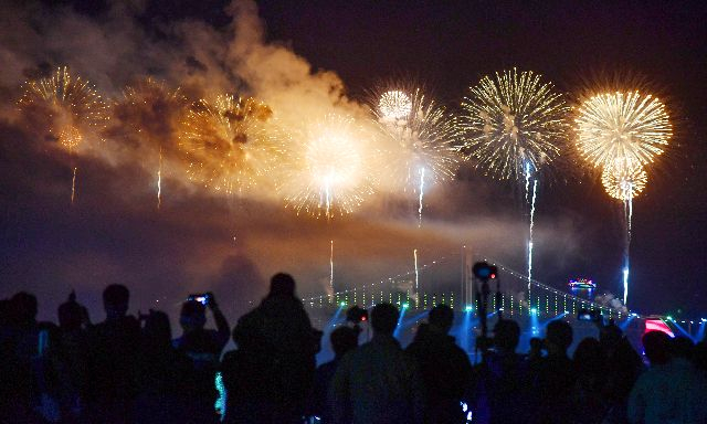 부산의 대표 가을축제인 부산불꽃축제 모습. 부산일보DB