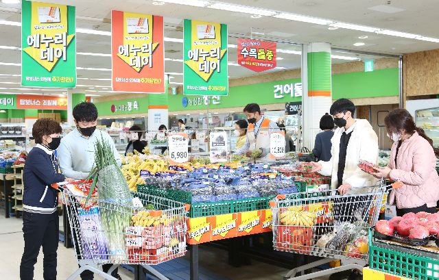 사진은 서원유통 '탑마트'. 탑마트 제공