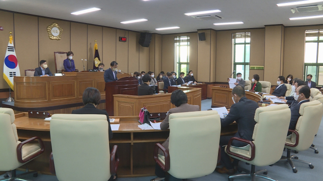 10월 19일 열린 제316회 하동군의회 임시회 제1차 본회의. 김현우 기자