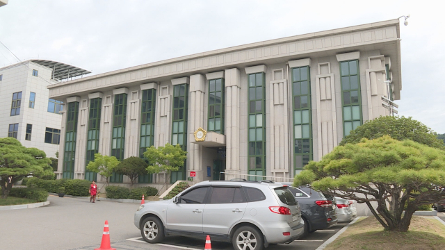 하동군의회 전경. 김현우 기자